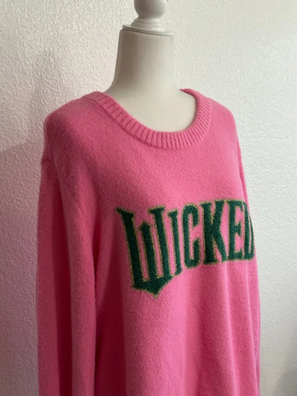 Wicked Pink Graphic Sweater Women’s Oversized Crewneck Knit Pullover Cozy Statem - Picture 3 of 5